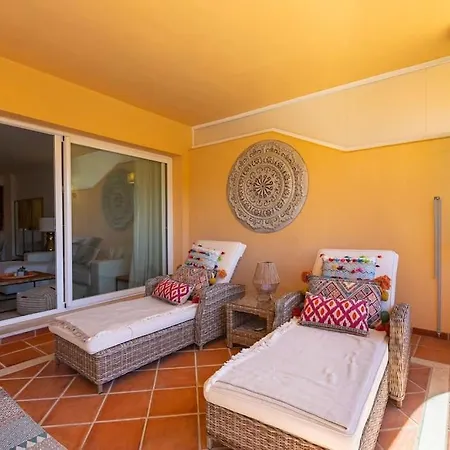 Zen Santamaria Getaway 15 Apartment