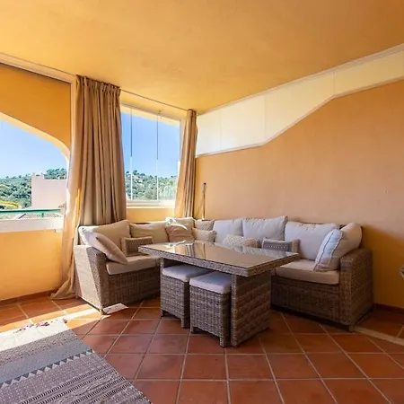 Zen Santamaria Getaway 15 *